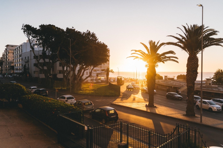 To Let 2 Bedroom Property for Rent in Sea Point Western Cape